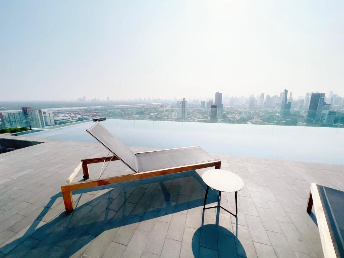 2 Bedroom Luxury Apartment 3 Min Walk From Bts Ekkamai Bangkok Exterior photo