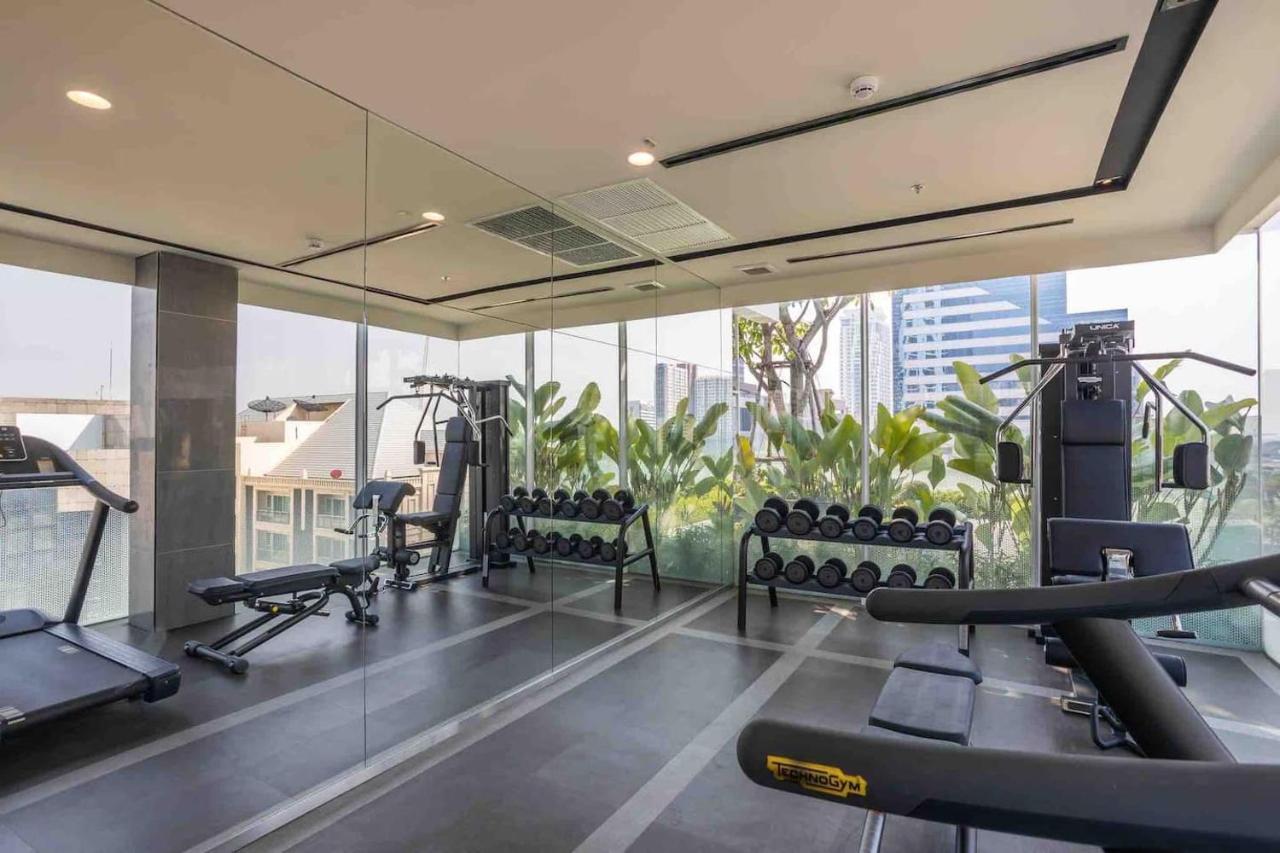 2 Bedroom Luxury Apartment 3 Min Walk From Bts Ekkamai Bangkok Exterior photo