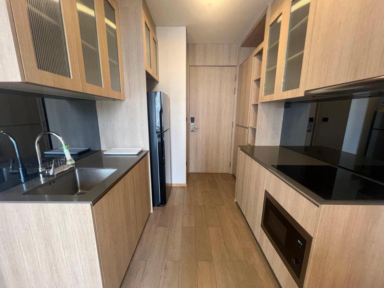 2 Bedroom Luxury Apartment 3 Min Walk From Bts Ekkamai Bangkok Exterior photo